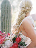 Laura, Las Vegas, USA - Trier hairpins and Spring Morning earrings